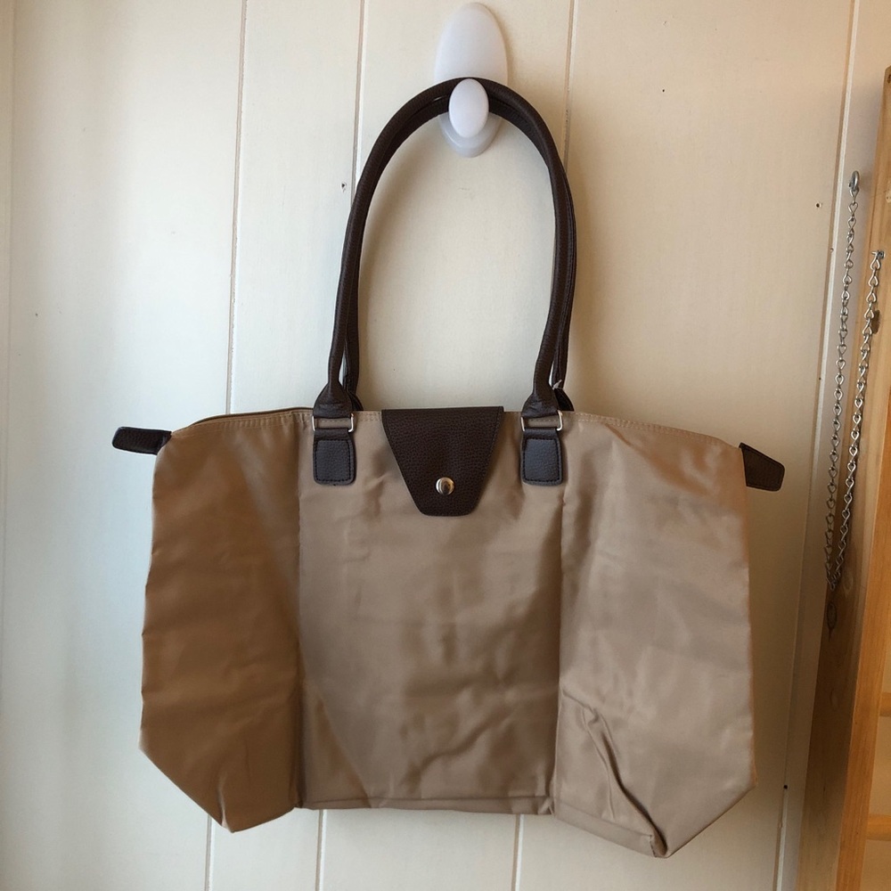 Joan Marie Tan Packable Foldable Hand Bag Tote with Pouch